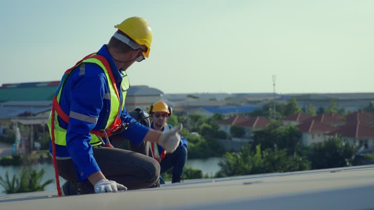 Best Roof Installation  in Waterbury, CT